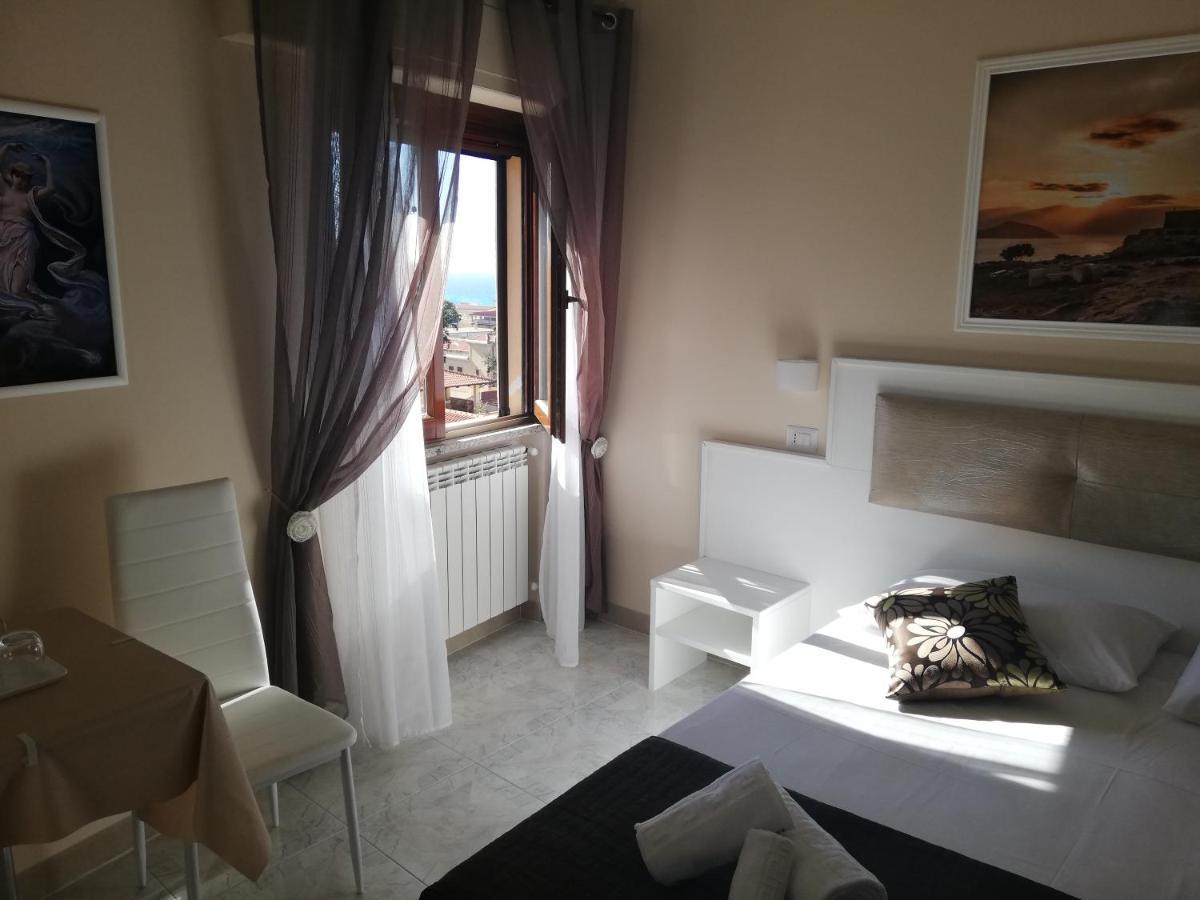 טרופאה Olympus Room מראה חיצוני תמונה
