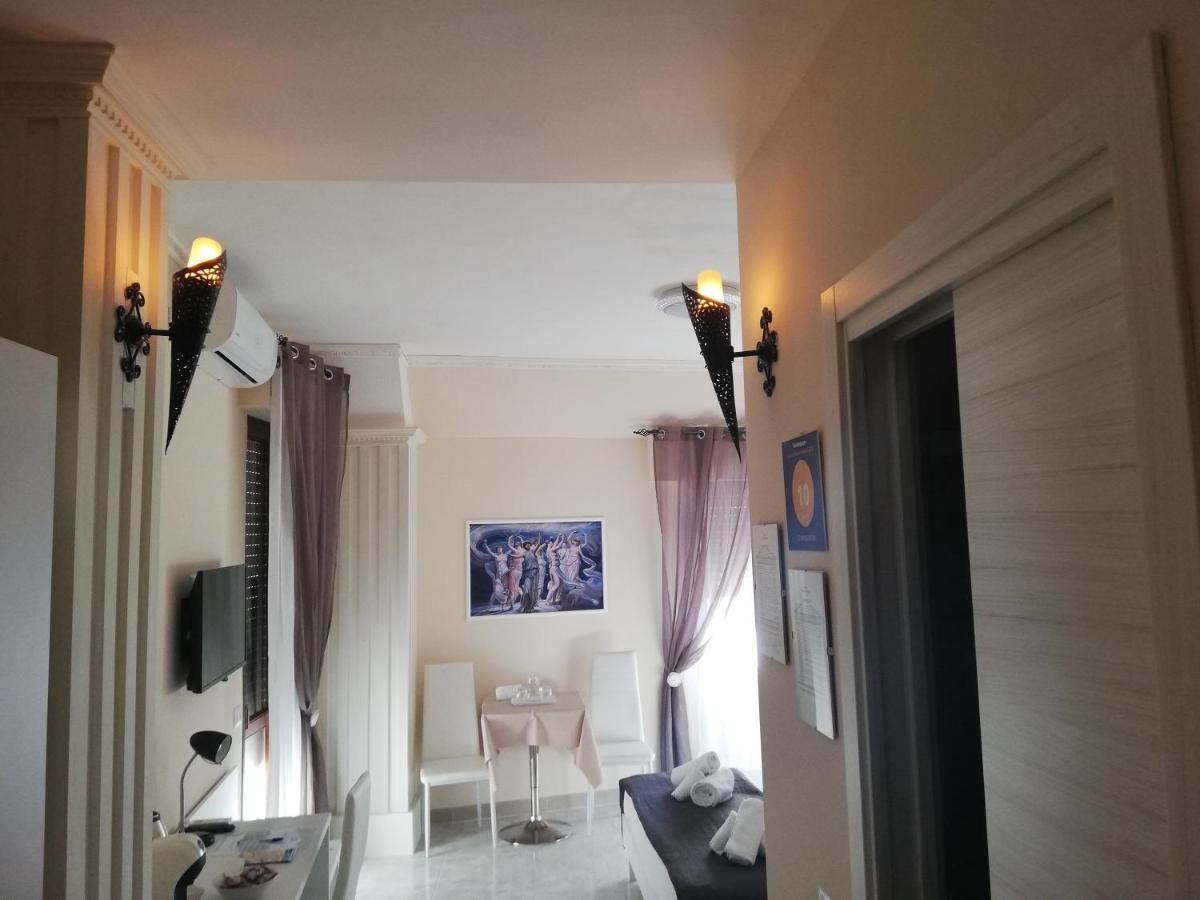 טרופאה Olympus Room מראה חיצוני תמונה